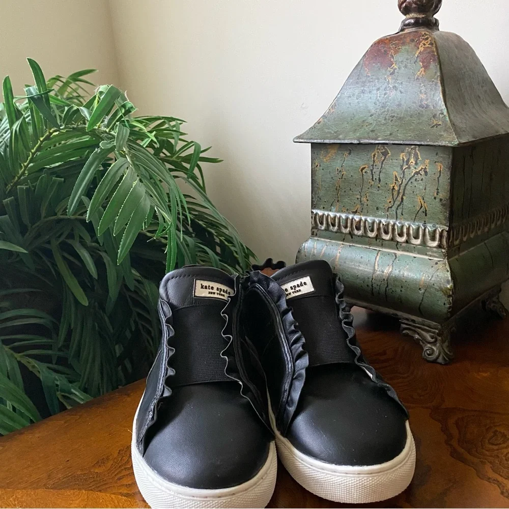 Kate Spade Lance Ruffle Sneakers